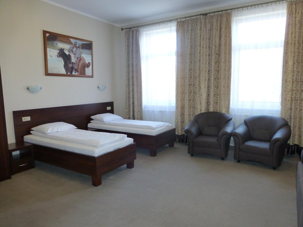 Hotel Cesarski - Kaiserhof Giżycko Kültér fotó