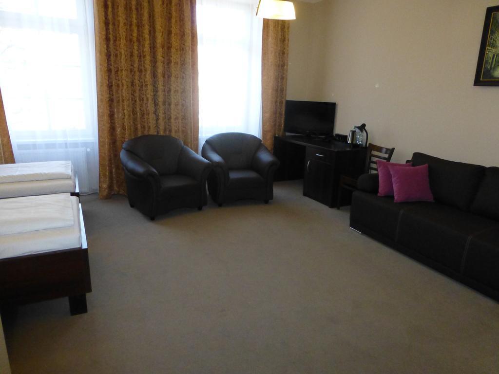 Hotel Cesarski - Kaiserhof Giżycko Kültér fotó