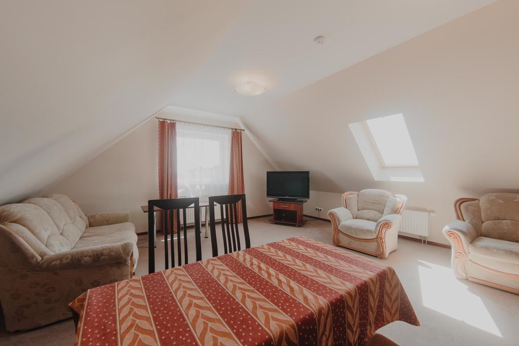 Hotel Cesarski - Kaiserhof Giżycko Kültér fotó
