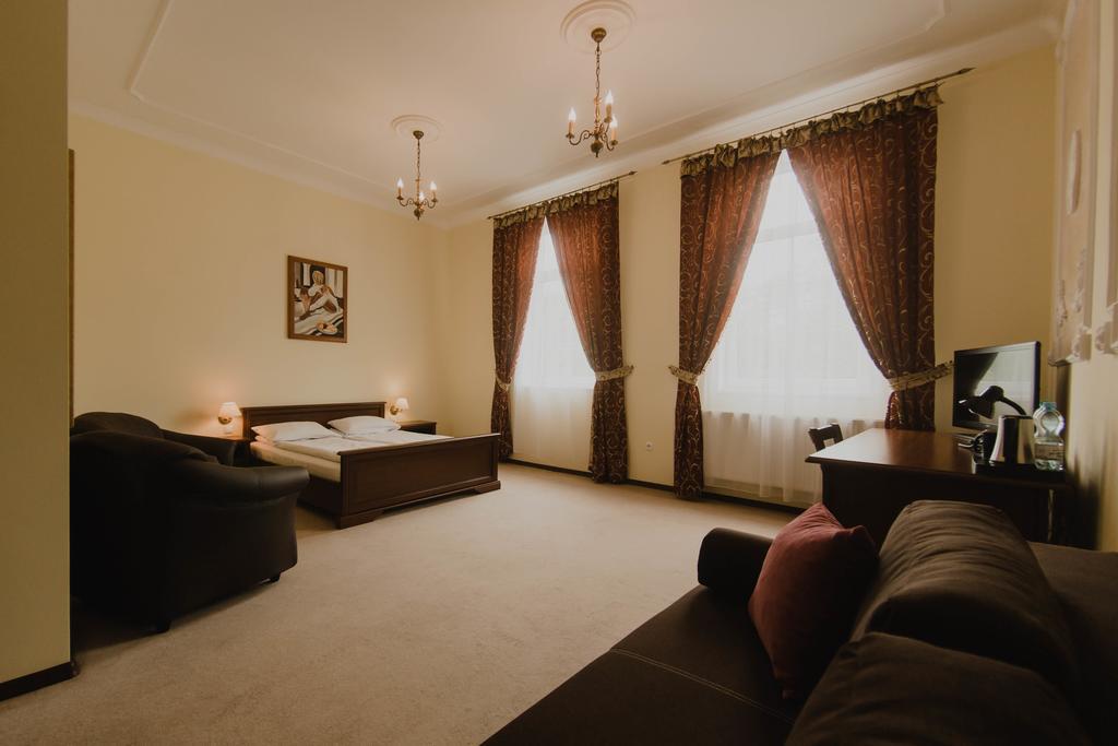 Hotel Cesarski - Kaiserhof Giżycko Kültér fotó