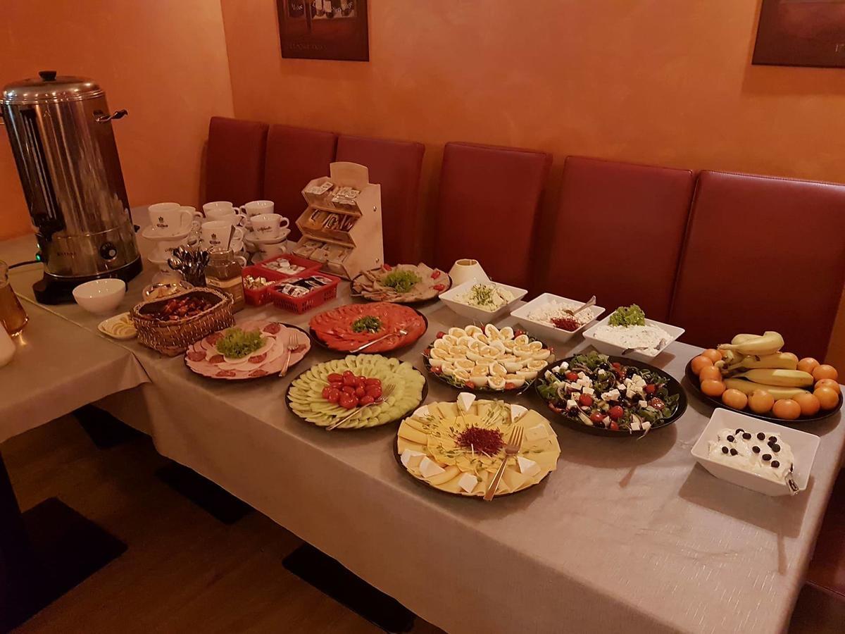 Hotel Cesarski - Kaiserhof Giżycko Kültér fotó